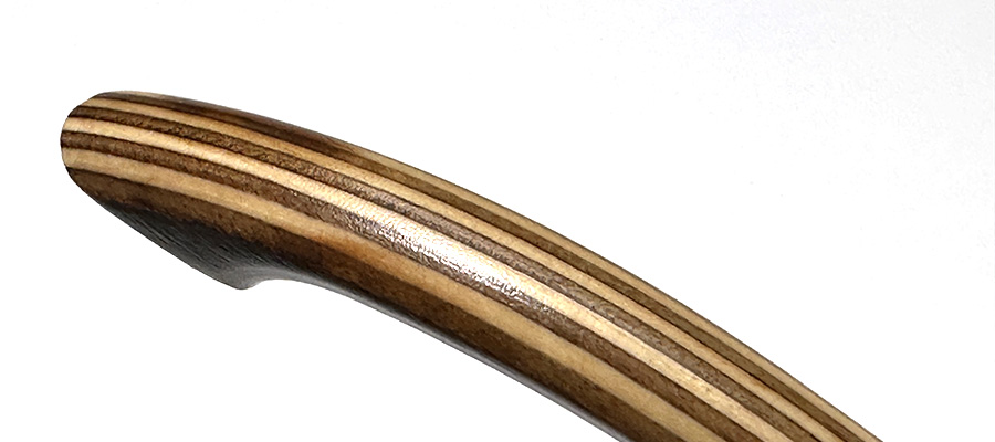Ecologically dyed wood veneers
